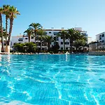 Aparthotel O7 Vista Blanes Cala'N Blanes (Menorca)