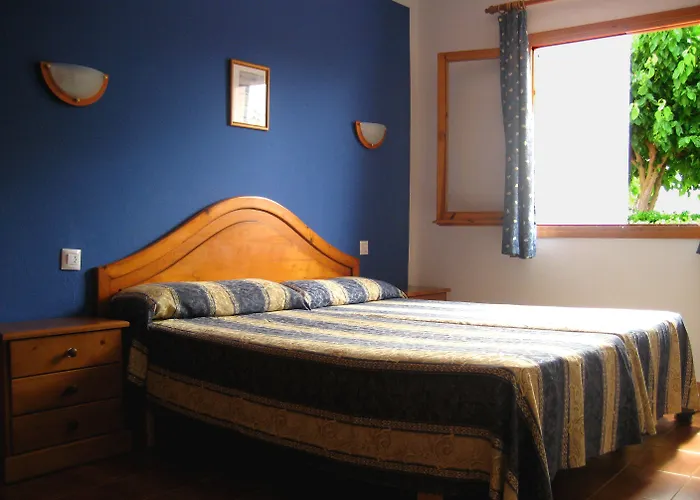 Aparthotel O7 Vista Blanes Cala'N Blanes (Menorca)