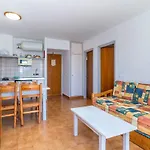 O7 Vista Blanes Aparthotel