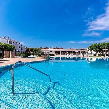 O7 Vista Blanes Aparthotel