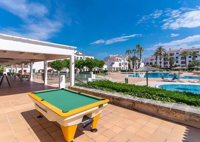 O7 Vista Blanes Aparthotel